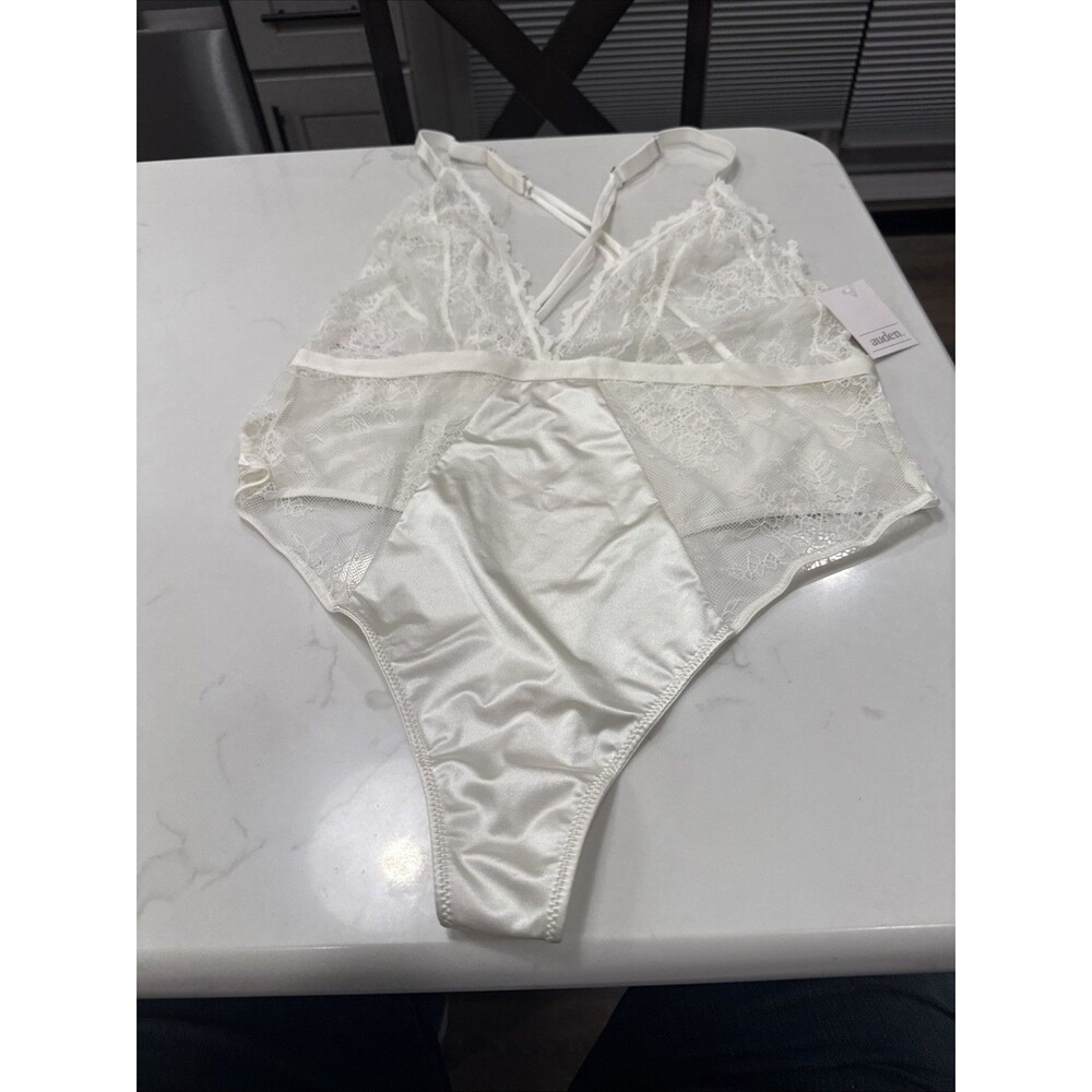 Women Unlined Lace Lingerie Bodysuit - Auden Large